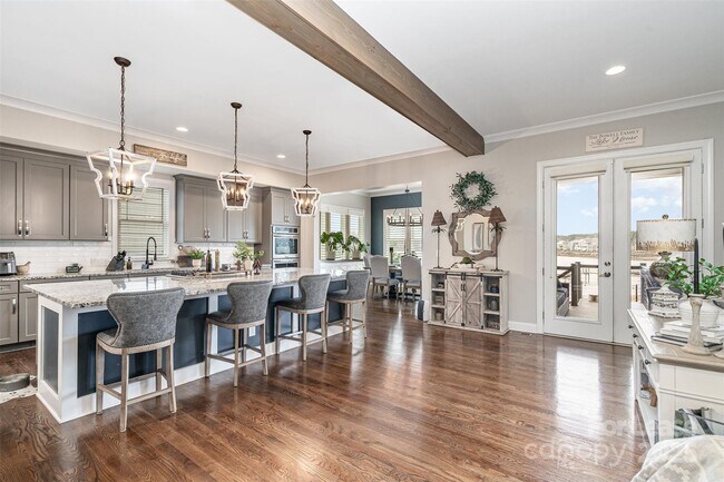 Building Photo - 112 Sisters Cove Ct