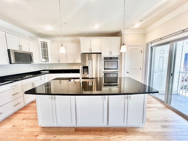 Building Photo - 140 Copley Cir