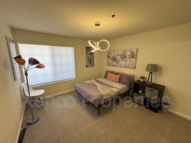 Building Photo - 65548 Avenida Barona