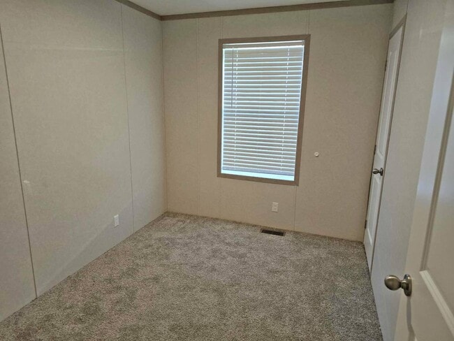 Building Photo - 613 Polk St