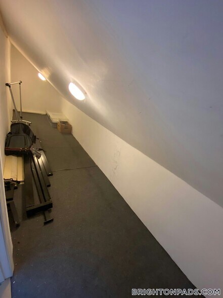 Building Photo - 22-24 Eastburn St.