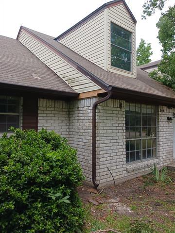 Building Photo - 704 Allison Dr