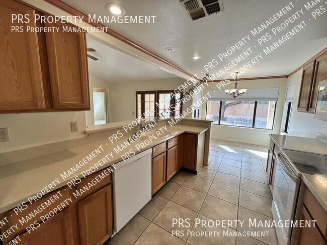 Building Photo - 3809 E Desert Flower Ln