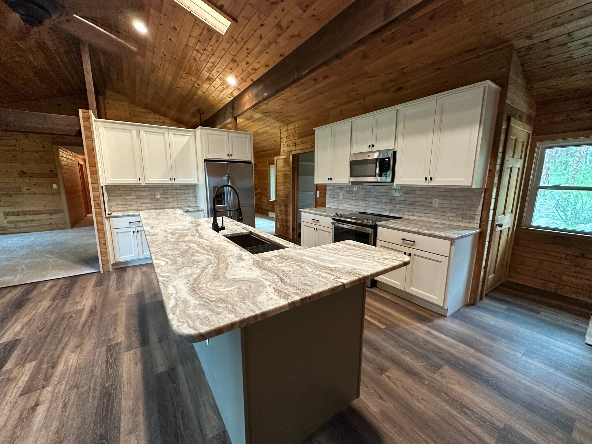 Building Photo - 615 Congressional Dr