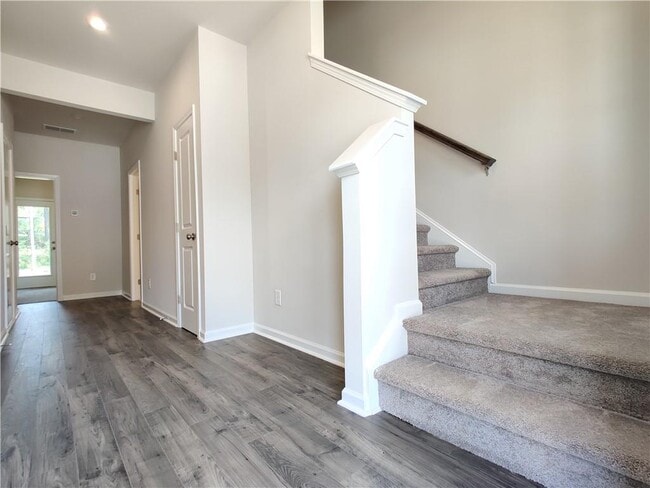 Building Photo - 331 Mahone Dr