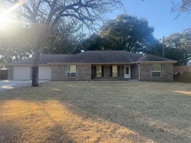 Building Photo - 1482 Cat-Mar Rd