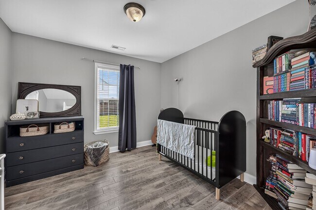 Building Photo - Relax and Unwind in This Sterling Farms Gem