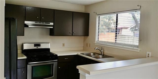 Building Photo - 2305 Dowd Ln