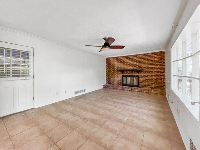 Building Photo - 5-Bed, 2.5-Bath Home with Deck & Covered P...