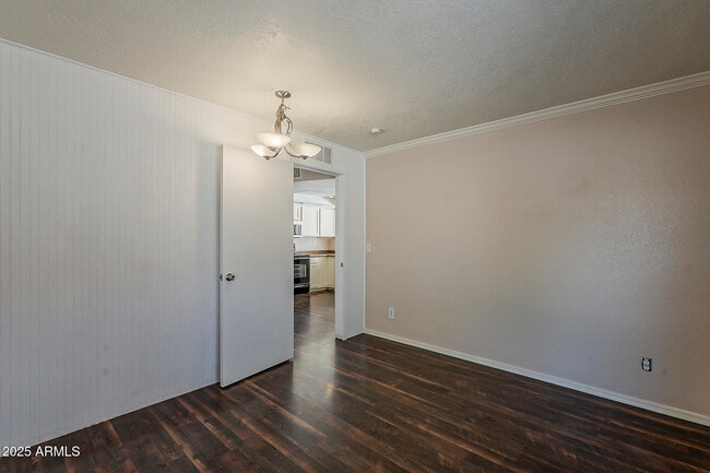 Building Photo - 1024 N Arvada
