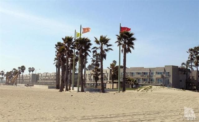 Building Photo - 209 S Ventura Rd