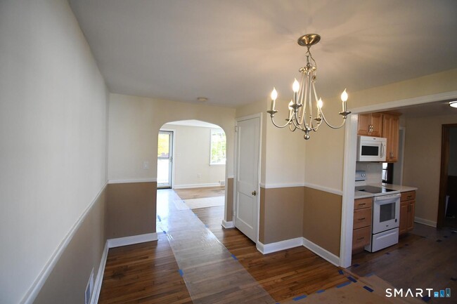 Building Photo - 509 North St