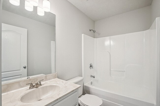 Building Photo - 205 Christine Dr