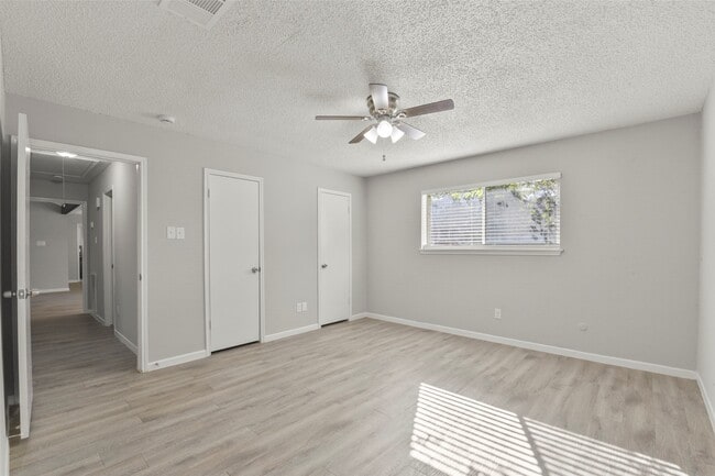 Building Photo - 16310 Cavendish Dr