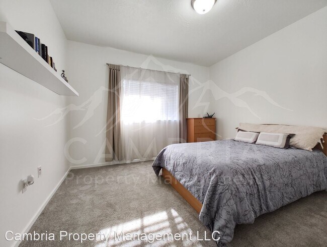 Building Photo - 2 br, 2 bath House - 4340 S Highland Drive...