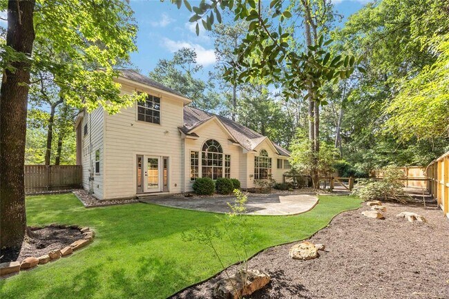 Building Photo - 11 Alden Glen Ct