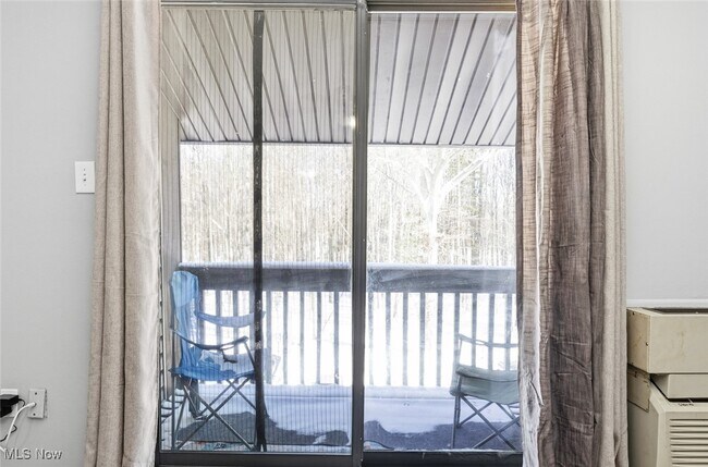 Building Photo - 27413 Westown Blvd