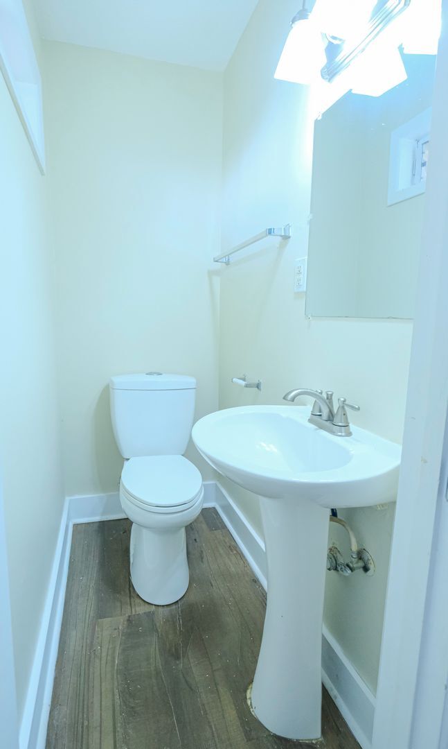 Building Photo - 135 Arrowhead Rd