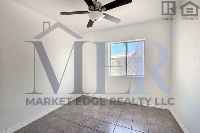 Building Photo - 2Bed/1Bath House at McDowell/32nd St! NO CREDIT, NO BACKGROUND, NO RENTAL HISTORY CHECK!