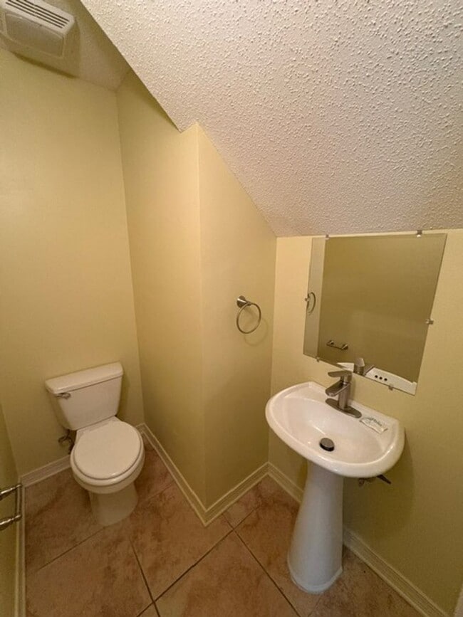 Building Photo - 311 Dahlquist Dr