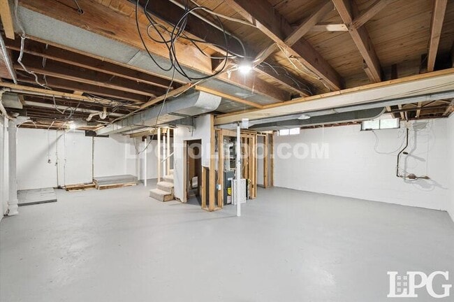 Building Photo - 3714 Wallwerth Dr