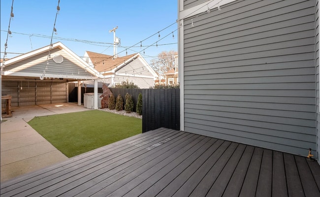 Building Photo - Live in the heart of The Nations in this beautifully maintained 3-bedroom, 2.5-bath home, 2 Car C...
