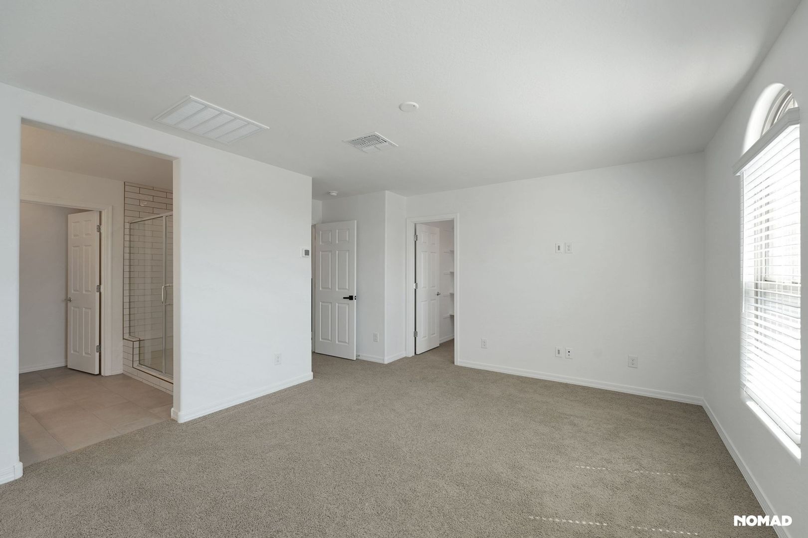 Building Photo - 1218 W Sparrow Dr
