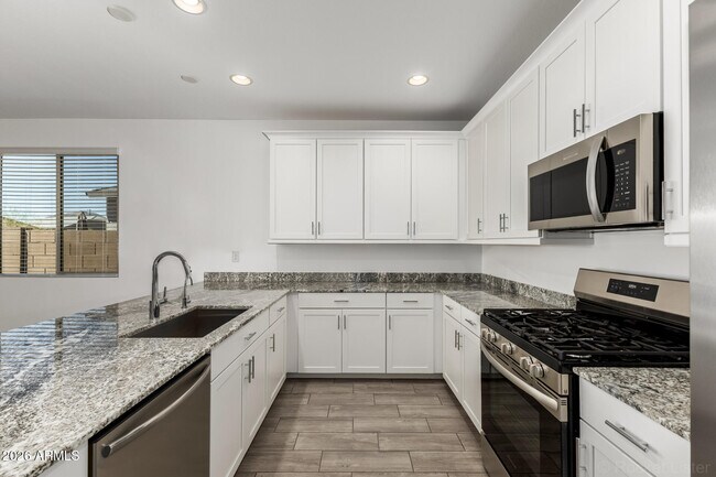 Building Photo - 3100 N 199th Dr