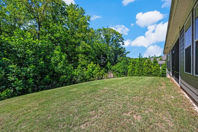 Building Photo - Amenity-Rich Neighborhood!