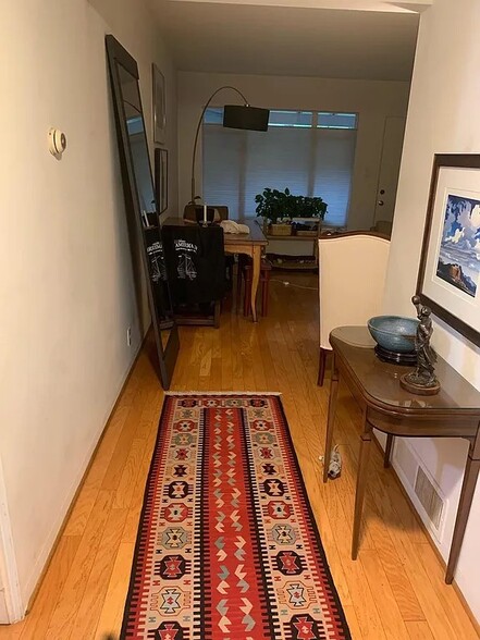 Hallway (Not Furnished) - 543 W Coronado Rd