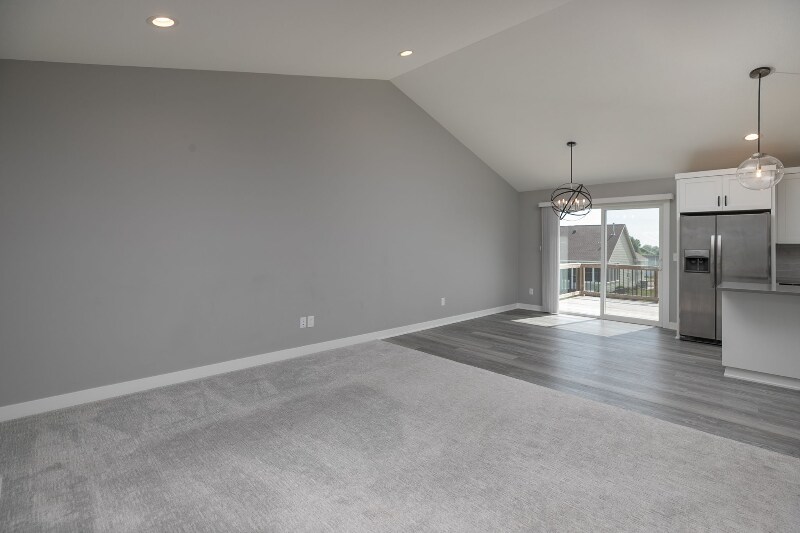 Building Photo - 3715 Fernwood Ln SW