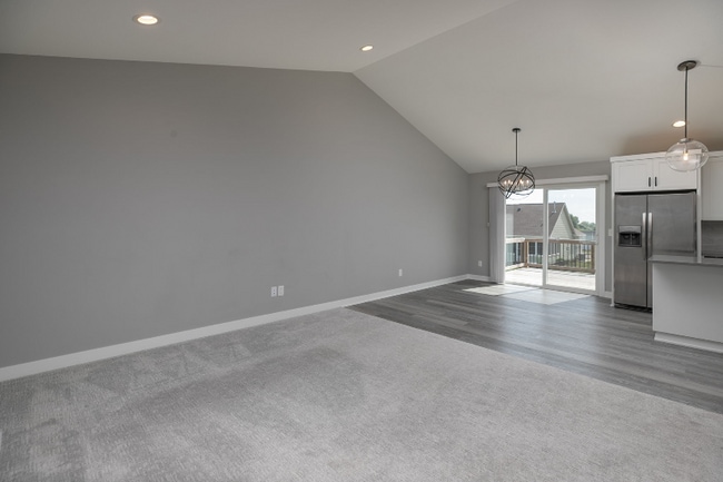 Building Photo - 3715 Fernwood Ln SW