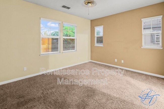 Building Photo - 194 S Veracruz Pl