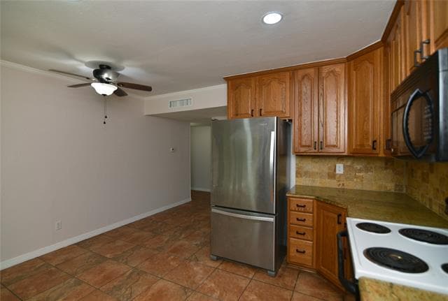 Building Photo - 1805 Spanish Trail