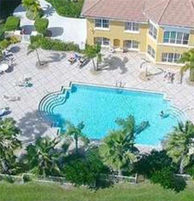 Building Photo - Gorgeous two-bedroom Condo