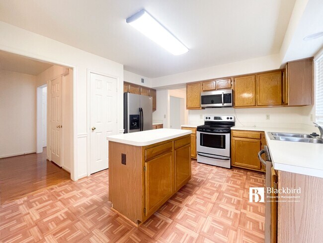 Building Photo - 15412 Overlea Ct