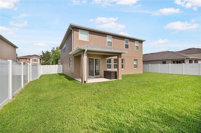 Building Photo - 5401 Suncatcher Dr