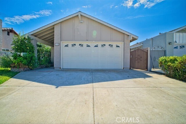 Primary Photo - 1122 W Alton Ave