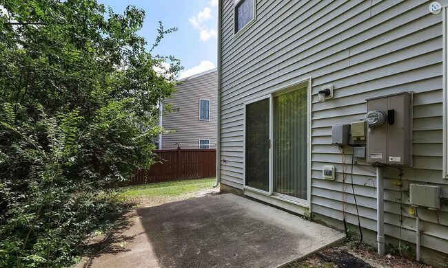 Building Photo - 154 Brentfield Loop