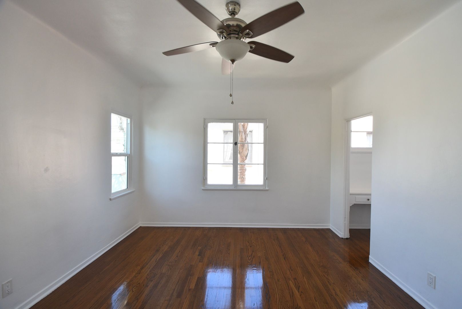 Building Photo - 1417 S Crescent Heights Blvd