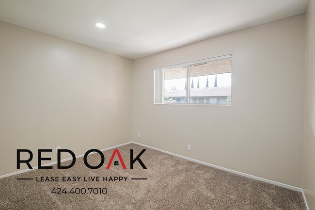 Building Photo - 861 Glencliff St