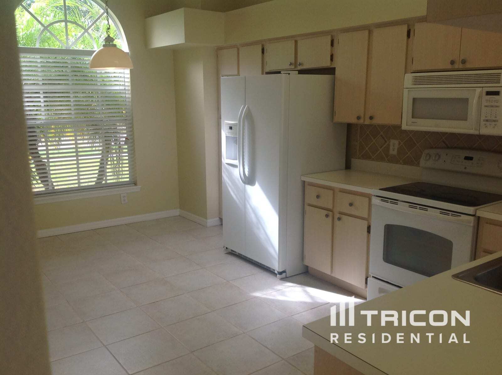 Building Photo - 13445 Beechberry Dr