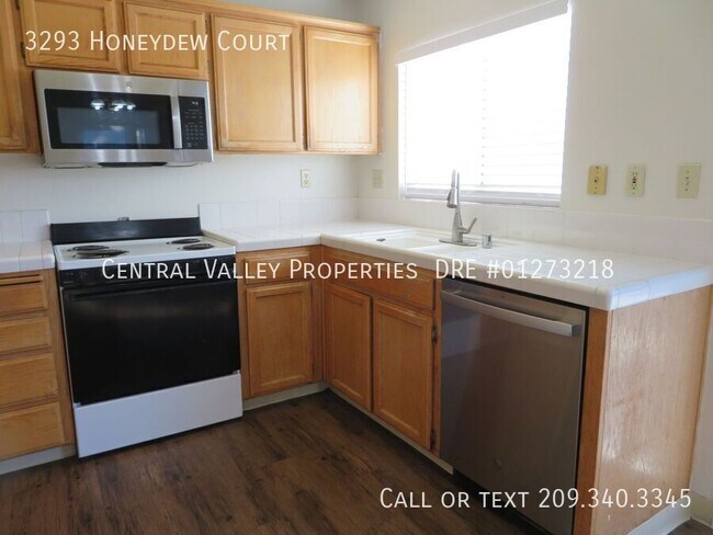 Building Photo - 3293 Honeydew Ct