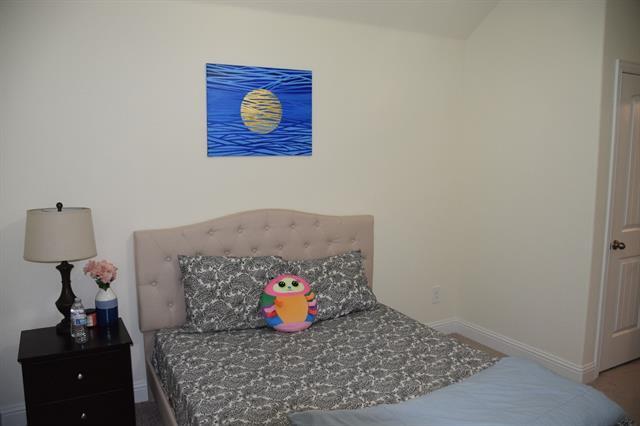 Building Photo - 414 Parkford Dr