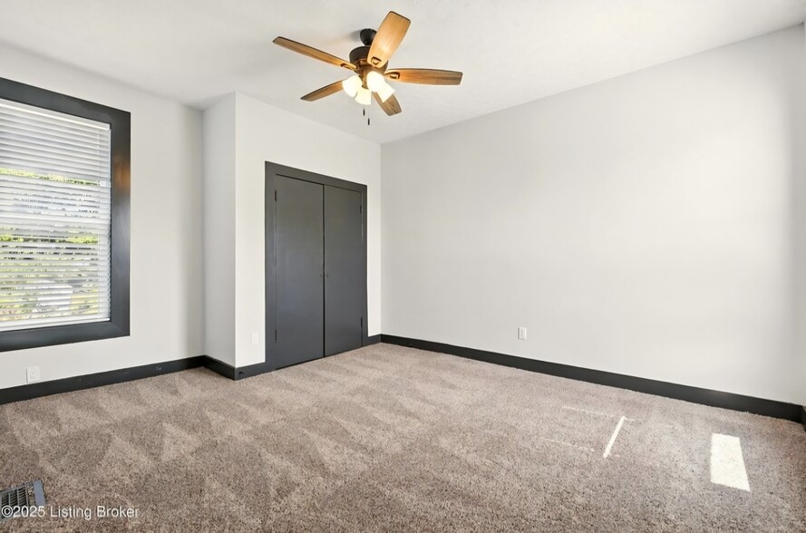 Building Photo - 1819 S Preston St