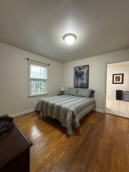 Building Photo - 2414 Fairmont Blvd