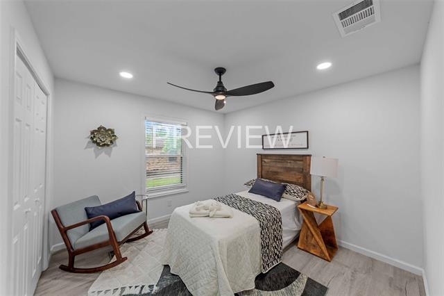 Building Photo - 7107 E Mockingbird Ln