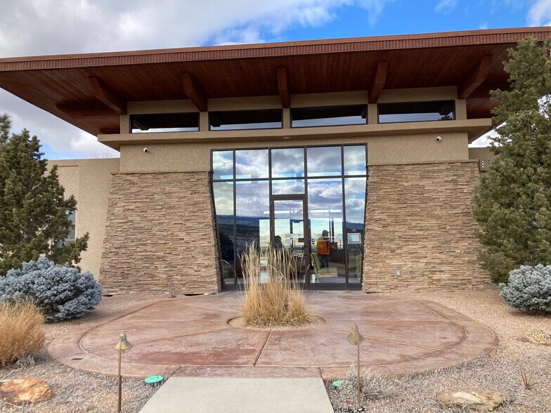 Spyglass Club House - 200 Secret Canyon Ct