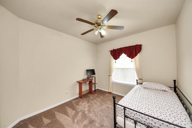 Building Photo - 4210 Audrey Manor Ln