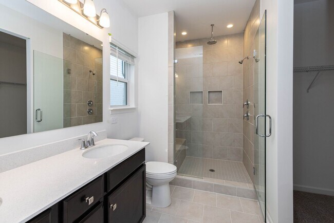 Building Photo - BEAUTIFUL 3 Bedroom Home - Stonebridge Fairways - AVAILABLE NOW